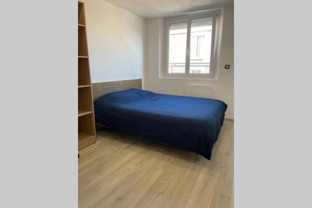 Appartement De Adrien Garage Prive Charleville-Mézières Dış mekan fotoğraf