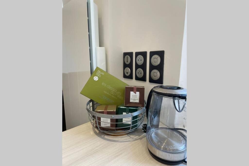 Appartement De Adrien Garage Prive Charleville-Mézières Dış mekan fotoğraf